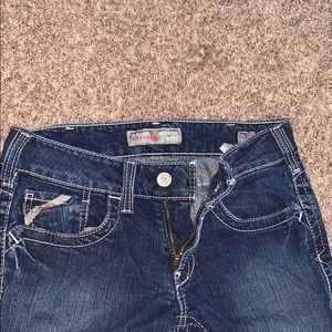 Artist FR women’s jeans size 26R mid rise